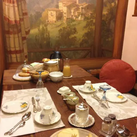 Adelche Alojamento de Acomodação e Pequeno-almoço San Giovanni Bianco
